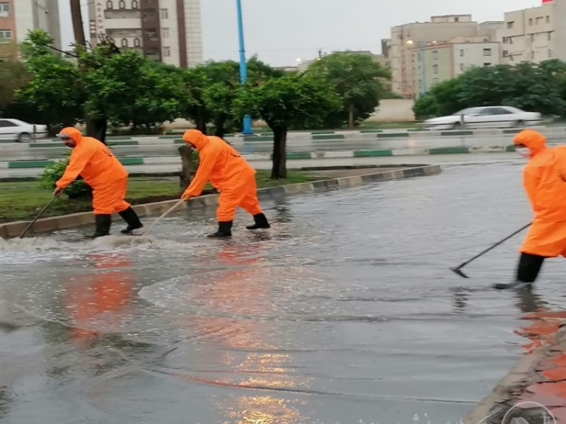 فعالیت ۵۰۰ نیروی خدمات شهری در مناطق مستعد آب‌گرفتگی در ایلام
