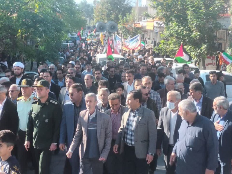 شکوه حضور مردم آبدانان در راهپیمایی ضد استکباری