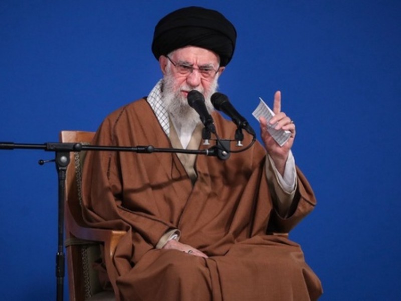 آمریکایی‌ها بدانند با تهدید ملت ایران به‌جایی نمی‌رسند