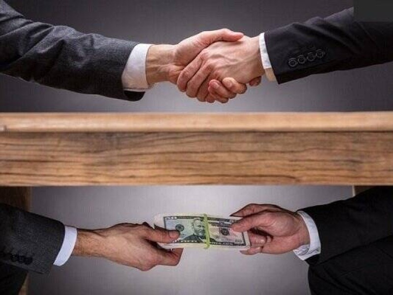 فسادهای منحصر به فرد با خلق دلار ۴۲۰۰ تومانی