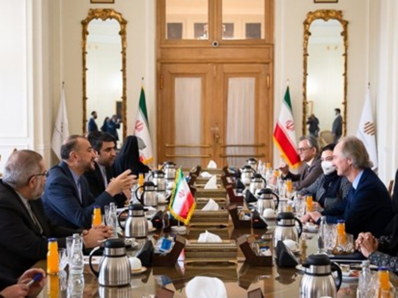 تأکید امیرعبداللهیان بر حل بحران سوریه از طریق سیاسی