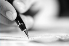 زن و مرد، به منزله ی دو بال یک جامعه هستند