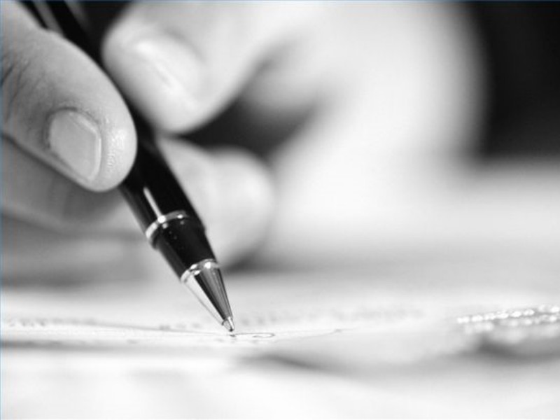 زن و مرد، به منزله ی دو بال یک جامعه هستند