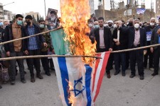 تظاهرات مردم ایلام در حمایت از ملت یمن برگزار  شد