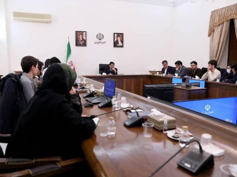 راه‌اندازی بازار مبادله طلا و ارز؛ به‌زودی/ عامل اصلی نوسان نرخ ارز عملیات روانی است