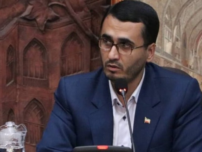 متفکرآزاد: آنهایی که به دنبال خدشه‌دار کردن رابطه ایران و آذربایجان هستند، مراقب رفتارشان باشند