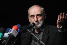 خاضعانه با برادر عزیزم جناب وحیدی