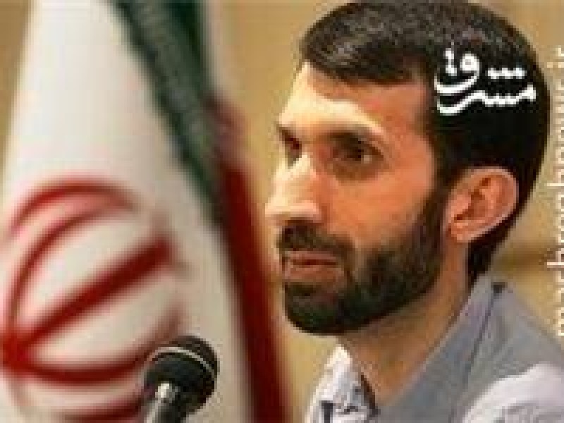 جامانده در پشتِ تپه‌ای از قوطی‌های خالی!