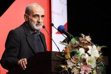 در سر هزار فتنه، نیرنگ‌های رنگی