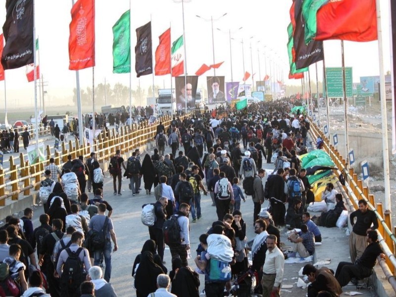 ۱۴ هزار و ۸۸۷ مسافر شب گذشته از مرز مهران تردد کردند