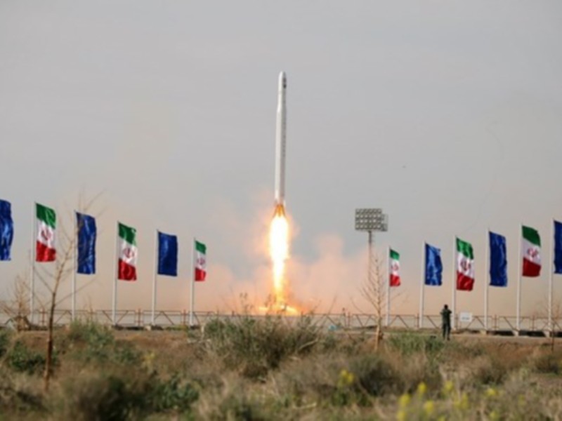 ارسال ماهواره به فضا توسط ایران و تحقق راهبردهای انقلاب اسلامی