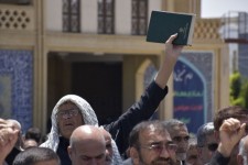 راهپیمایی مردم ایلام در محکومیت اهانت به قرآن کریم برگزار شد