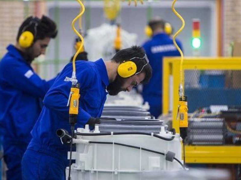 بازگشت ۱۲۴ هزار نیروی کار با احیای ۵۷۰۰ واحد تولیدی