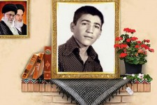 مقابل توطئه‌های دشمن بایستید