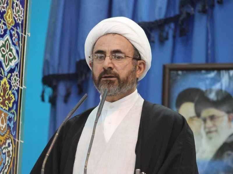 هدف دشمن ایجاد الگوهای دروغین برای جوانان است