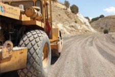 اجرای راه روستایی بلوطستان ملکشاهی با پیشرفت ۹۰ درصدی