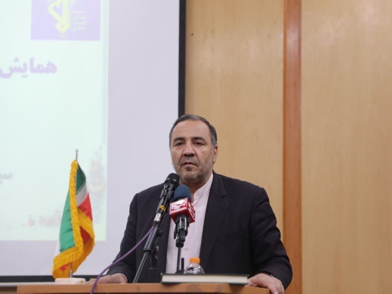 امام خمینی (ره) راه حق را برای انقلاب ترسیم کرد