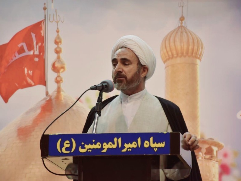 سپاه بازوی توانمند ولایت است
