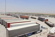 ۳۷۲ هزار تن کالا از مرز مهران به عراق صادر شد