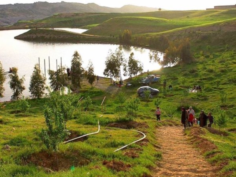 روایتی از دریاچه مصنوعی سرابباغ آبدانان
