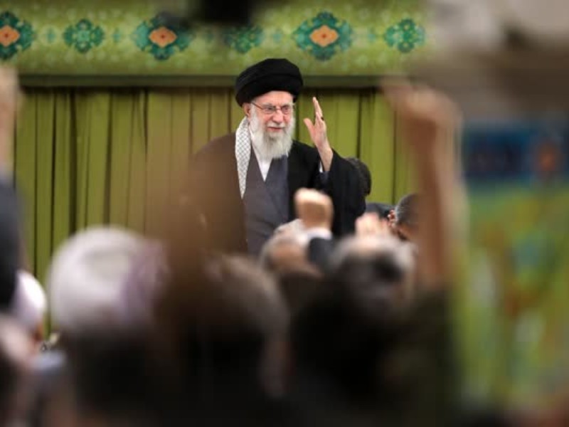 معلمان به مناسبت روز معلم با رهبر انقلاب دیدار می‌کنند