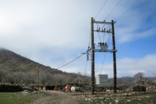 مشکل تأمین برق روستای سیل‌زده «تختان» دهلران حل شد