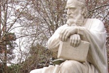 عُمَر خَیّام، عالمی برای تمام عالم