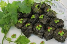 طرز تهیه دلمه برگ مو لذیذ و خوشمزه