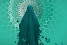 زن در اسلام عین حفظ عفت می‌تواند نقشی اجتماعی ایفا کند