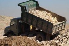 ریختن نخاله در سطح راه‌ها خلاف مقررات است