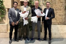 سرمربی پرسپولیس وارد تهران شد