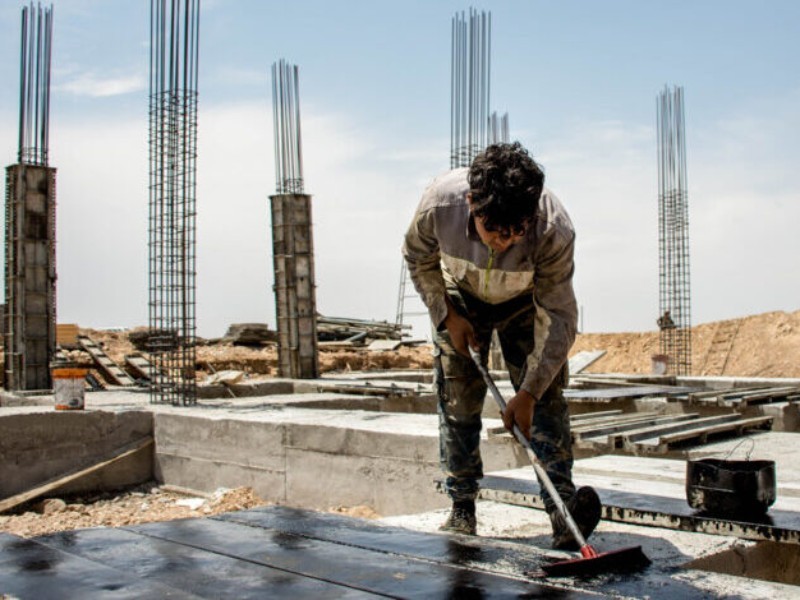 اشتغال اتباع غیرمجاز ممنوع است