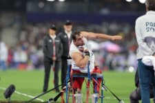 ذاکر نقره گرفت