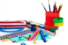 ۸ هزار نفر نوشت‌افزار رایگان دریافت می‌کنند