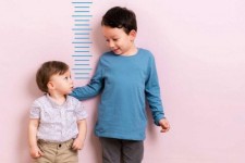 محیط امن برای رشد کودکان ضروری است