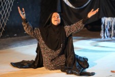 نمایش «ذَاالنَّونِ» در مرحله استانی تئاتر ایلام