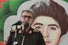 شهدای دانش‌آموز نماد ایستادگی هستند