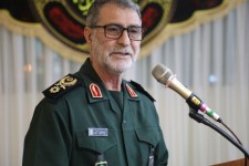 پرستاران قهرمانان خط مقدم سلامت جامعه هستند