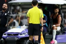 احتمال جراحی یک ستاره وجود دارد