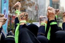 دانشجویان پیشگامان مبارزه با دشمن هستند