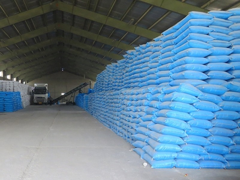 یک هزار ۵۵۰ تن کود در دره شهر توزیع شد