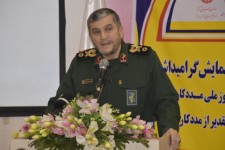 ۱۸۰۰ ویلچر به مددجویان بهزیستی اختصاص یافت