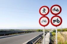 نصب۲ هزار علائم ایمنی در ایلام