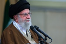 دستگاه‌های دولتی نباید سرعت‌گیر بخش خصوص باشند