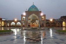 ضرورت توجه به سرانه فضای مذهبی در ایلام