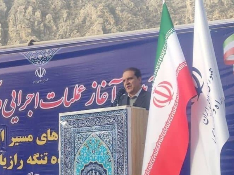 توسعه راه‌های ایلام اولویت اساسی پیشرفت است