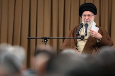 پیشرفت‌ها در همۀ بخش‌های نظامی ادامه یابد