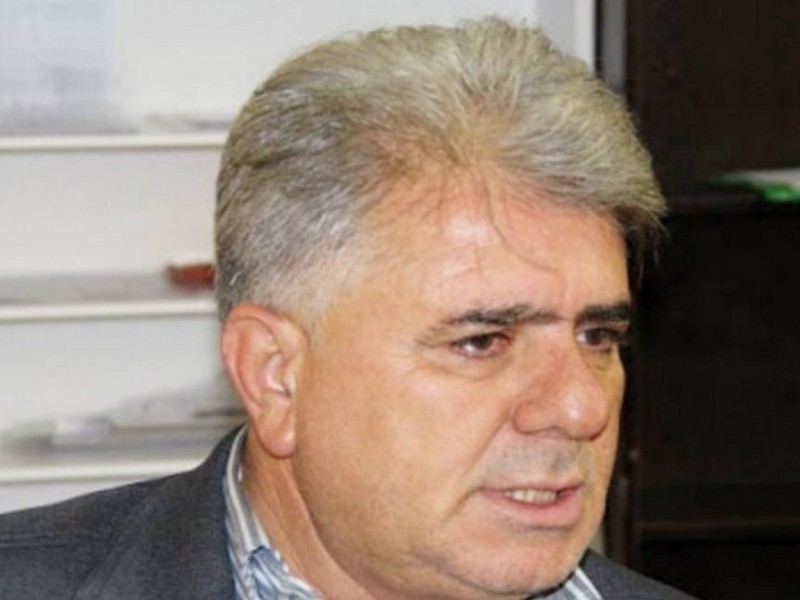 چرا ترمز گرانی کشیده نمی‌شود؟