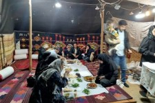 مراسم افطاری ساده در قلعه والی ایلام برگزار شد