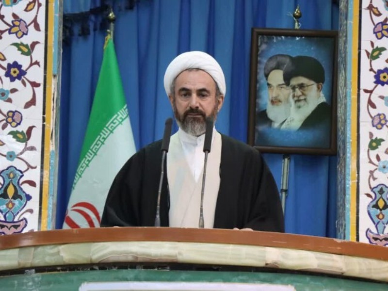 سرمایه‌گذاری در تولید کلید حل مشکلات اقتصادی است